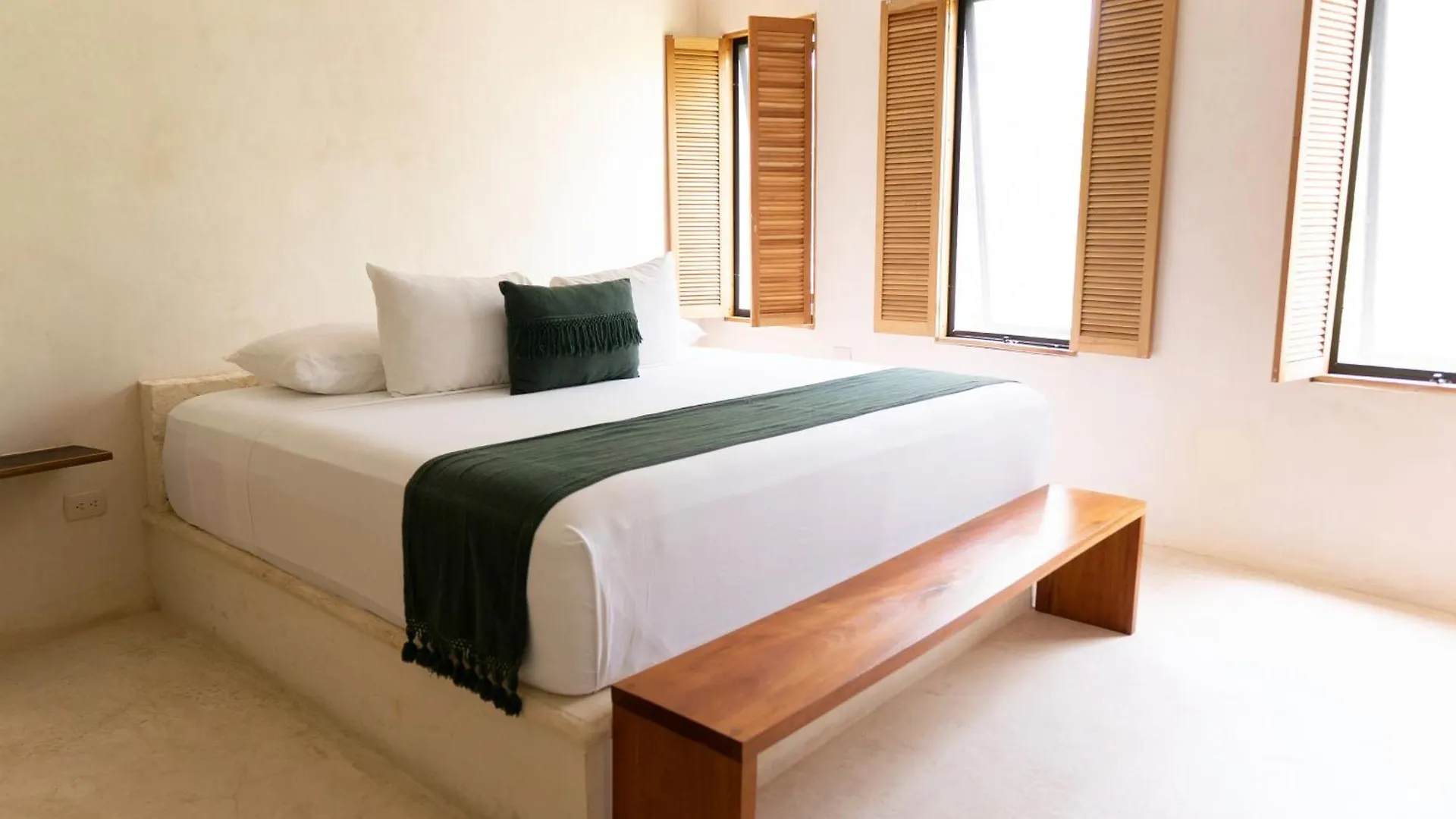 ***  Koos Tulum Hotel Mexico
